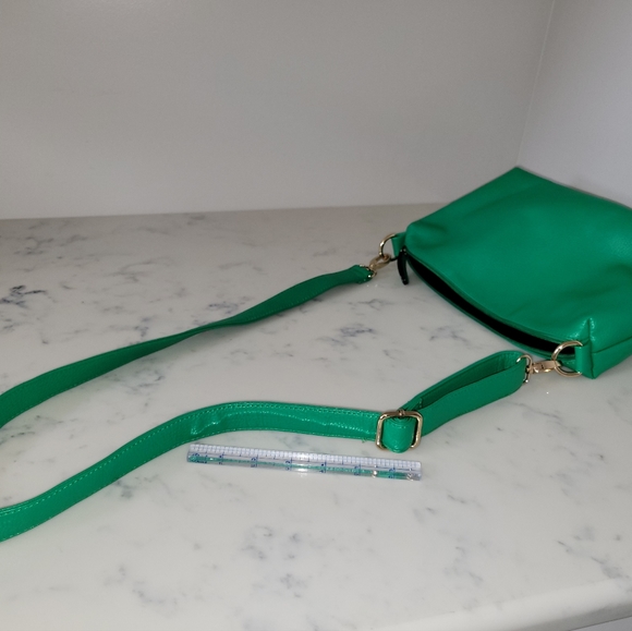 Small Green Hand Bag - Picture 10 of 13